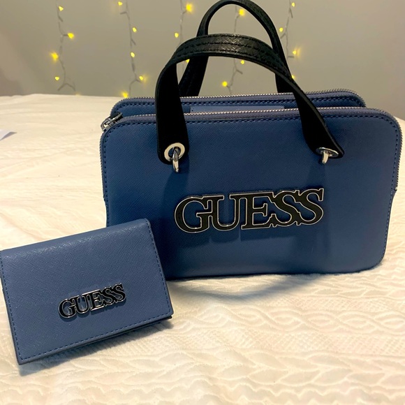 Guess purse and wallet set - Picture 2 of 5